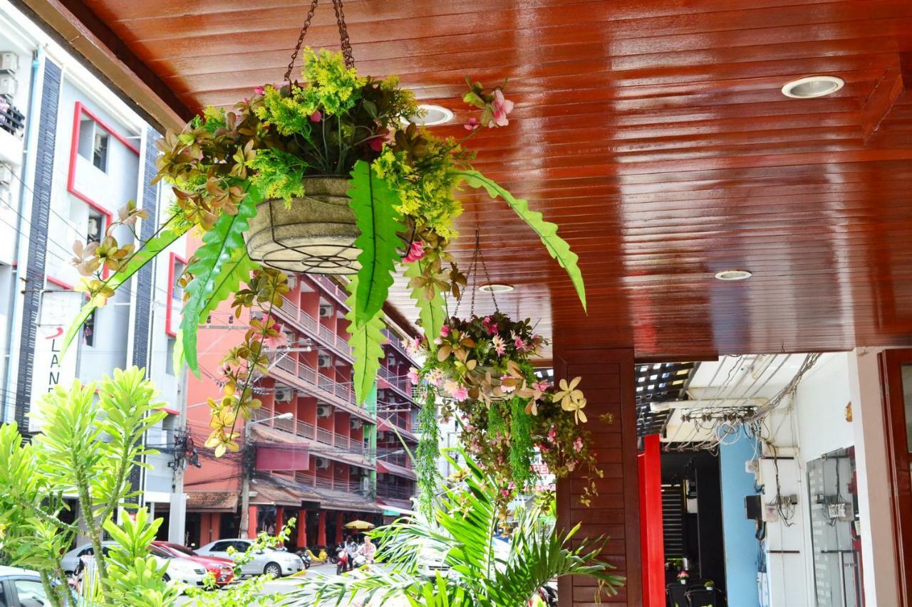 New Life Phuket Classic Patong Extérieur photo