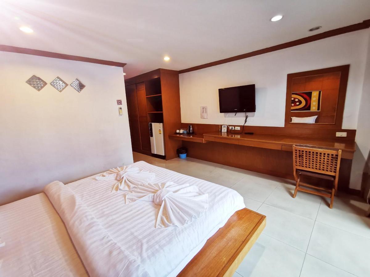 New Life Phuket Classic Patong Extérieur photo